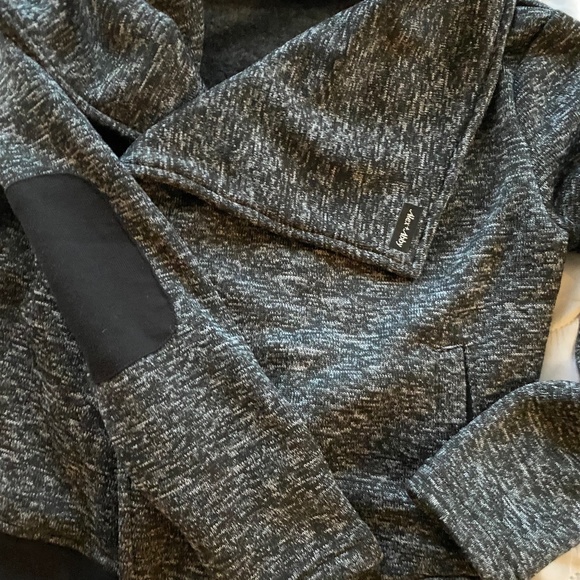 Charcoal Gray Fleece Moto sweatshirt shacket w/ black elbow patches & waistband - Picture 5 of 16